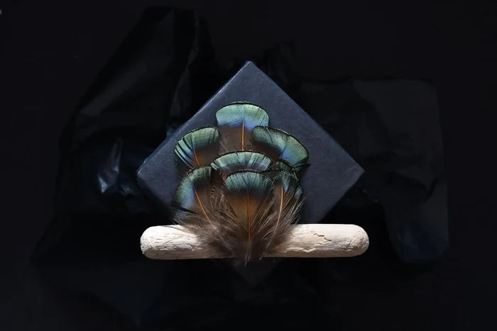 Lady Amherst pheasant feathers emerald green - 2 to 2.8 in