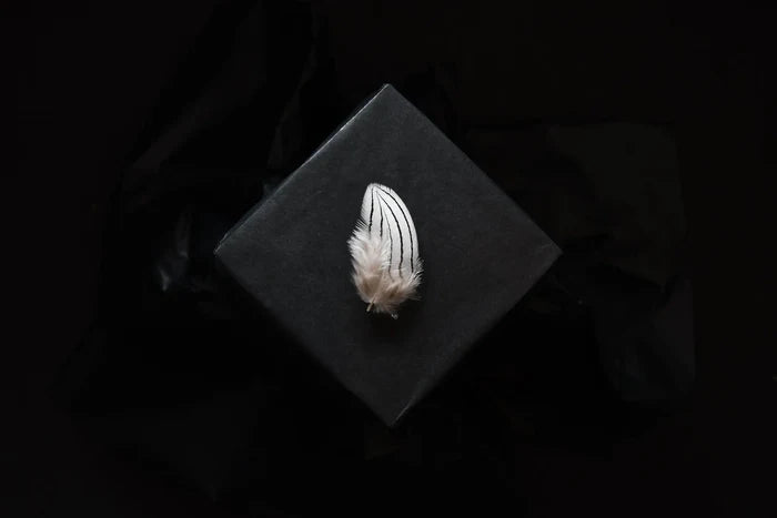 Small silver pheasant feathers - 1.2 to 2.4 in